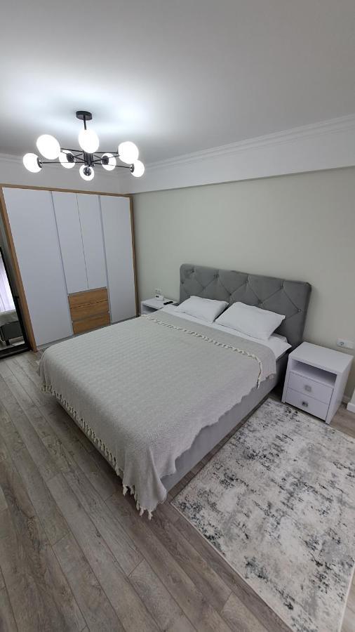 Airport 24&24 Car Parking Apartman Kisinyov Kültér fotó
